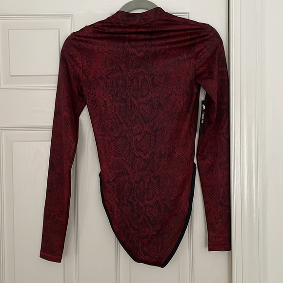 NWT Nike Sportswear Python Bodysuit - Picture 10 of 10